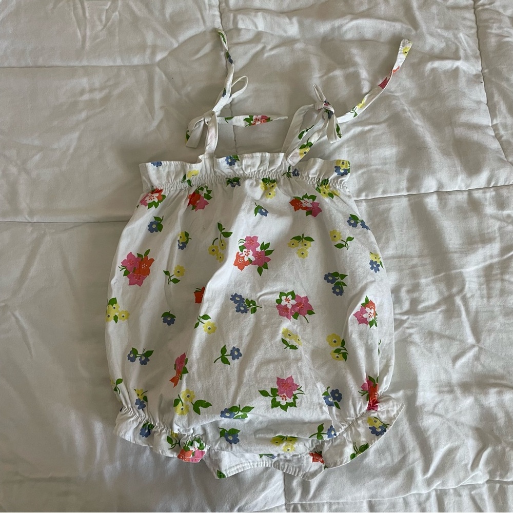 Beaufort bonnet canaan cluster floral tie shoulder bubble